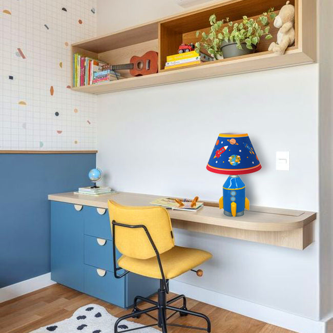 Lámpara sobremesa infantil cohete